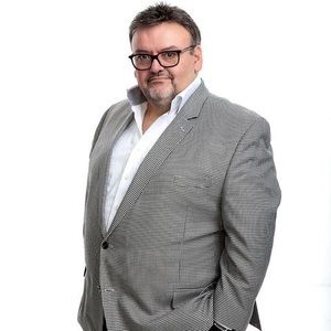 Meet your Posher, Peter